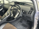 低燃費で環境にもやさしいハイブリッド車です。トヨタ専用診断機器でハイブリッドシステムを綿密に点検してあります!