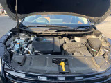 1.5Lの発電用エンジンとモータールームの画像です。