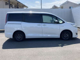 全国納車可能です☆遠方のお客様もぜひご相談ください。(別途県外登録陸送費用が掛かります。お気軽にスタッフまでお尋ねください。)ご納車後の保証修理等はお近くのトヨタのお店にてお受けいただけます。