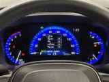 【メーターまわり】ドライバーから見やすい位置にあって安全運転に寄与します。マルチインフォメーションディスプレイでは、クルマに関する情報の確認はもちろん、各種安全機能・装備のON/OFFも設定可能。