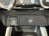 ナビBカメラETCフルセグBluetooth接続USB接続追突軽減ブレーキ電子パーキングオートブレーキホールドサイドカーテンエアバッグシートヒーターLEDヘッドライトオートライトスマートキー