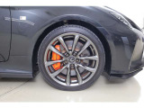 235/40R19 265/35R19
