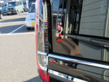 万が一の事故等が起きたときには、自社所有の積載車でお客様の大切なお車を 現地まで積載にお伺いいたします。また、代車を無料でご準備いたします!