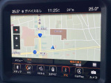 ●純正ナビ:一体感のあるナビは、高級感ある車内を演出してくれます。オーディオ機能も充実しておりますので、運転もより楽しめます♪