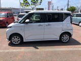 納車前にはプロのメカニックが点検、整備を行いますので安心してお乗り頂けます。