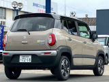 リヤバンパーに4つの超音波センサーを内蔵し、車両後方にある障害物を検知。透明なガラスなども検知でき、コンビニの駐車場などでの衝突回避をサポートします。