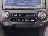 オートエアコンで希望の温度まで自動で風量・風向調整してくれます!!至れり尽くせりですねぇ!!