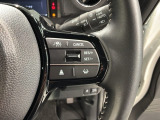 クルーズコントロールを装備しています。高速道路などで一定の速度で走ってくれるので運転が楽ですよ!速度を設定できますので、スピードの出しすぎにも注意できます。