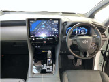 見通しのよいすっきりとした視界で、誰でも運転しやすいです。運転のしやすさは疲れにくさにも繋がりますよ♪