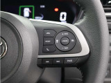 走行中に先行車の様子を検知しながら、設定した車速の範囲内で先行車との距離のキープを支援する「全車速追従機能付アダプティブクルーズコントロール」を装備しています。