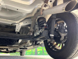お車を安心してお乗りいただく為には、足回りの定期点検が欠かせません。サービスサポート(有償保証)では無料点検もご提供しており、安心のカーライフをお過ごしいただけるサポート体制が整っています。