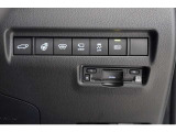 【ETC】 ETCを装備していれば、暑い日や寒い日、雨の日も窓を開ける必要がないので快適ドライブが楽しめます。