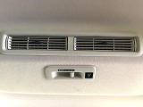 【サーキュレーター】エアコンの風を後部座席まで届けてくれ、広い車内空間でも素早く快適な温度になります♪真夏や真冬に便利な機能です。