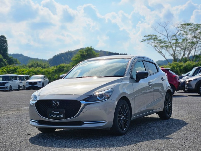 マツダ MAZDA2 