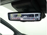 デジタルインナーミラー装備!車両後方のカメラの映像をデジタル補正で視認性を向上させてインナーミラー内に表示します♪視界を遮るものがなく、後席に同乗者がいても後方を確認しやすく安心です♪