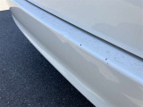 傷等が御座いますので、現車をご覧になって状態を確認をして下さい。修理をご希望の方は有償になりますが、弊社板金工場にて修理可能です!詳細はスタッフにご相談ください!