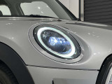 LEDヘッドライト・1目でMINIと分かる丸目のライトです。