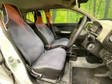 運転席シート廻りは使用感も少なく、良好な状態となっています。丁寧に使われていたことがよくわかりますね。