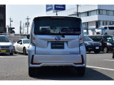 まごころクリーニング施工後納車致します。1全席シートクリーニング2内容パネル汚れ落とし3エンジンルーム洗浄4アルミホイール洗浄5室内消臭、除菌、抗菌6ラッピング計6点を実施して清潔な状態でございます