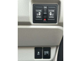 運転席操作部スイッチの画像です。