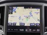 メーカー純正の大画面SDナビが装備されています!操作も簡単!見やすい!純正だからこその使いやすさ!