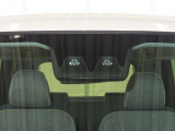 安全装備次世代スマートアシスト付です。毎日の運転で感じる不安や緊張を減らしヒヤッとするシーンの回避をサポートします。みんなに安全・安心を。