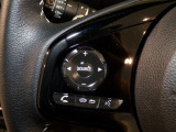 【ステアリングリモコン】ステアリングにオーディオ調節可能なスイッチが装備されていますので運転中でも視線をそらさずにオーディオの調節が可能です!