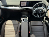 国道1号線に沿い横浜市営地下鉄「三ッ沢上町駅」から徒歩約10分。 BMW Premium Selection 横浜三ッ沢店 / 〒240-0062神奈川県横浜市保土ヶ谷区岡沢町322-3/TEL:045-612-8488