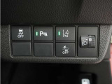 ◆障害物センサー◆車庫入れの時などに近くに障害物がある場合、障害物までの距離を音で知らせてくれます。