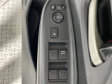 【パワーウインドウ】運転席のスイッチで、各席の窓ガラスの開閉ができます!あると便利ですよね!