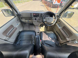 初心者の方でも安心して運転していただける視野の広さとなっております。