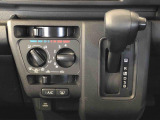 ATシフトで運転も楽々です。