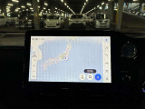 いまや必須装備「ナビゲーション」搭載!知らない場所にスイスイッとドライブ。もう、これなしではハンドルを握れませんね!でも運転中の操作は危険ですのでご注意ですね☆