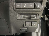 ETC車載器付きです。高速道路の料金所もスムーズに通過できます。100V電源スイッチ等