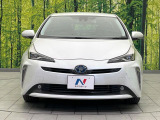 弊社では、全車『修復歴なし』のお車のみ取り扱っております。専任バイヤーによる厳選した仕入れの後、入庫後の車両チェックを行い、ネクステージが認定した高品質な中古車をご提供しております。