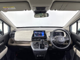 運転席の視界の広さはお車の運転のしやすさへ繋がります♪