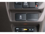 【横滑り防止装置】ドライバーの安全運転をアシストしてくれる装備が充実しています☆ドライバーの不安を安心へと変えてくれますね。