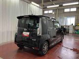 後席の方もくつろげる、ゆとりのある車内。