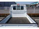 しっかり荷物が積める広々荷台です。