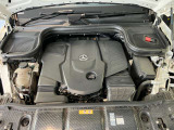 店舗へのアクセスはお車の場合、東名高速道路「東名川崎IC」「横浜青葉IC」、公共交通機関の場合、東急田園都市線・横浜市営地下鉄ブルーライン「あざみ野」が最寄です。あざみ野駅より徒歩2分の場所にございます。