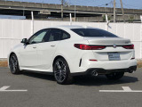全国陸送可能です♪全国のお客様に特別な一台をお届けしております!ご来店が難しくとも安心してお車をお選びいただけますようスタッフ一同しっかりと対応させて頂きます。お気軽にお問い合わせ下さい