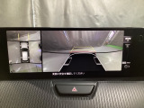 狭い場所での駐車やすれ違いなどでより的確な運転操作に役立つ360&deg;ビューモニターが装備されています。