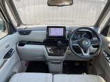 広々とした視界を体感できます。運転が楽しくなりますね。