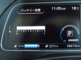 デジタル表示スピードメーターです。  走行距離 38674km ★映し出さ多彩な情報が、快適なドライブをサポートします。