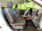運転席シート廻りは使用感も少なく、良好な状態となっています。丁寧に使われていたことがよくわかりますね。