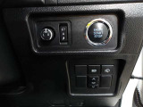 運転席から左右のドアミラーの開閉が可能です♪駐車場でのドアミラーの折り畳みが簡単です♪