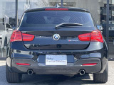 また、BMW正規認定中古車は、エマージェンシーサービスが自動付帯。24時間365日、皆様のカーライフをサポート致します。確かな安心のうえで、「駆けぬける歓び」をご堪能ください。