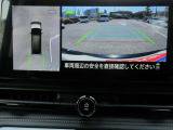 車の真上から見下ろしたような360度視界の良い『アラウンドビューモニター』です♪♪ 苦手な狭い駐車場、暗い所でも確認ができてとっても安心です♪♪
