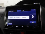 Bluetoothもついてるので、携帯と繋いで好きな音楽聞けます。