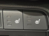 【シートヒーター】寒い日に重宝するシートヒーター!エアコンより早く温まってくれるので寒がりの人も安心ですね♪エアコンの温風は乾燥するから苦手、という方にもをおすすめです。